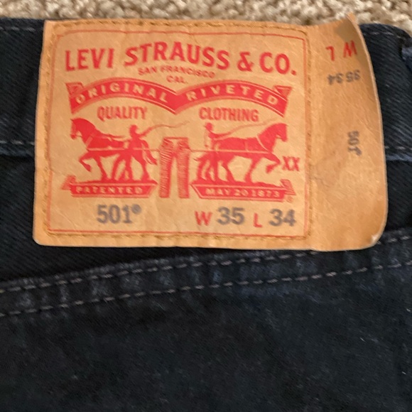 Black Levi’s jeans - Picture 3 of 3